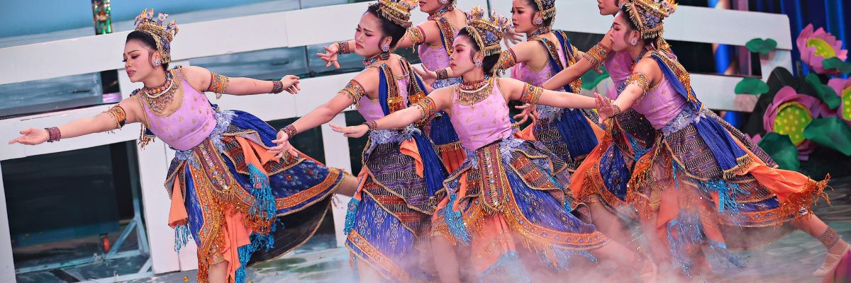 พลังจากท่านจะร่วมสร้างตำนานบทใหม่ให้กับโรงเรียนเดชอุดม